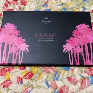 Shaina B Miami, eye shadow palette